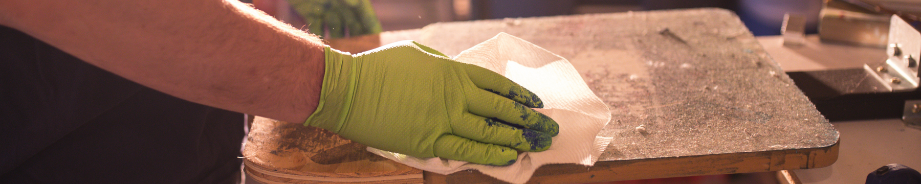 Chemical Resistance in Disposable Gloves